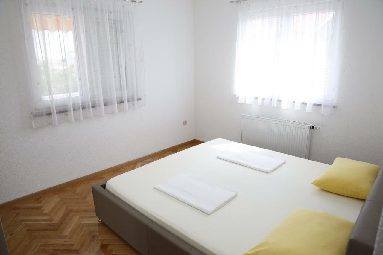 Apartment Ivelj Vodice