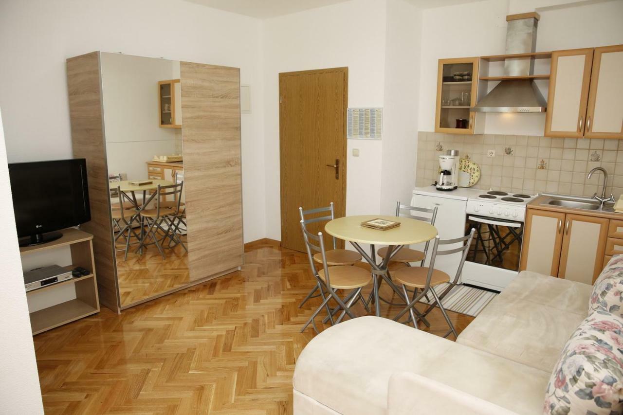 Ivelj Apartment Vodice